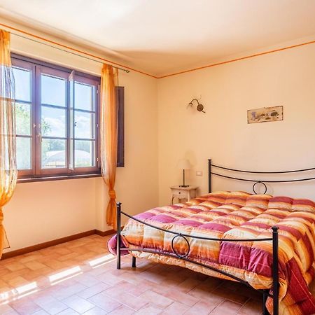 Casolare Dei Fiori - Mughetto Villa Montecarlo Bagian luar foto