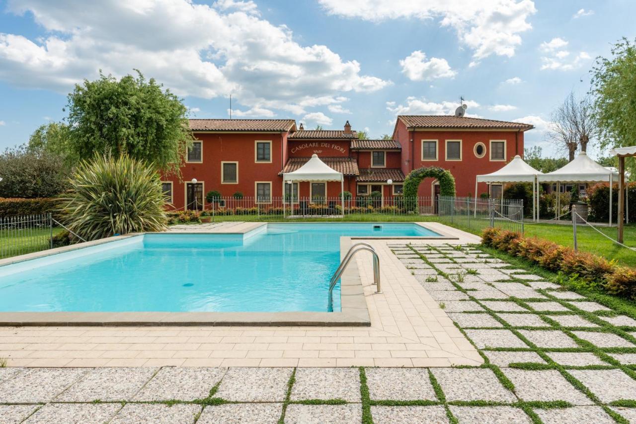 Casolare Dei Fiori - Mughetto Villa Montecarlo Bagian luar foto