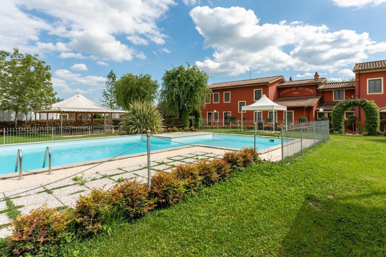 Casolare Dei Fiori - Mughetto Villa Montecarlo Bagian luar foto