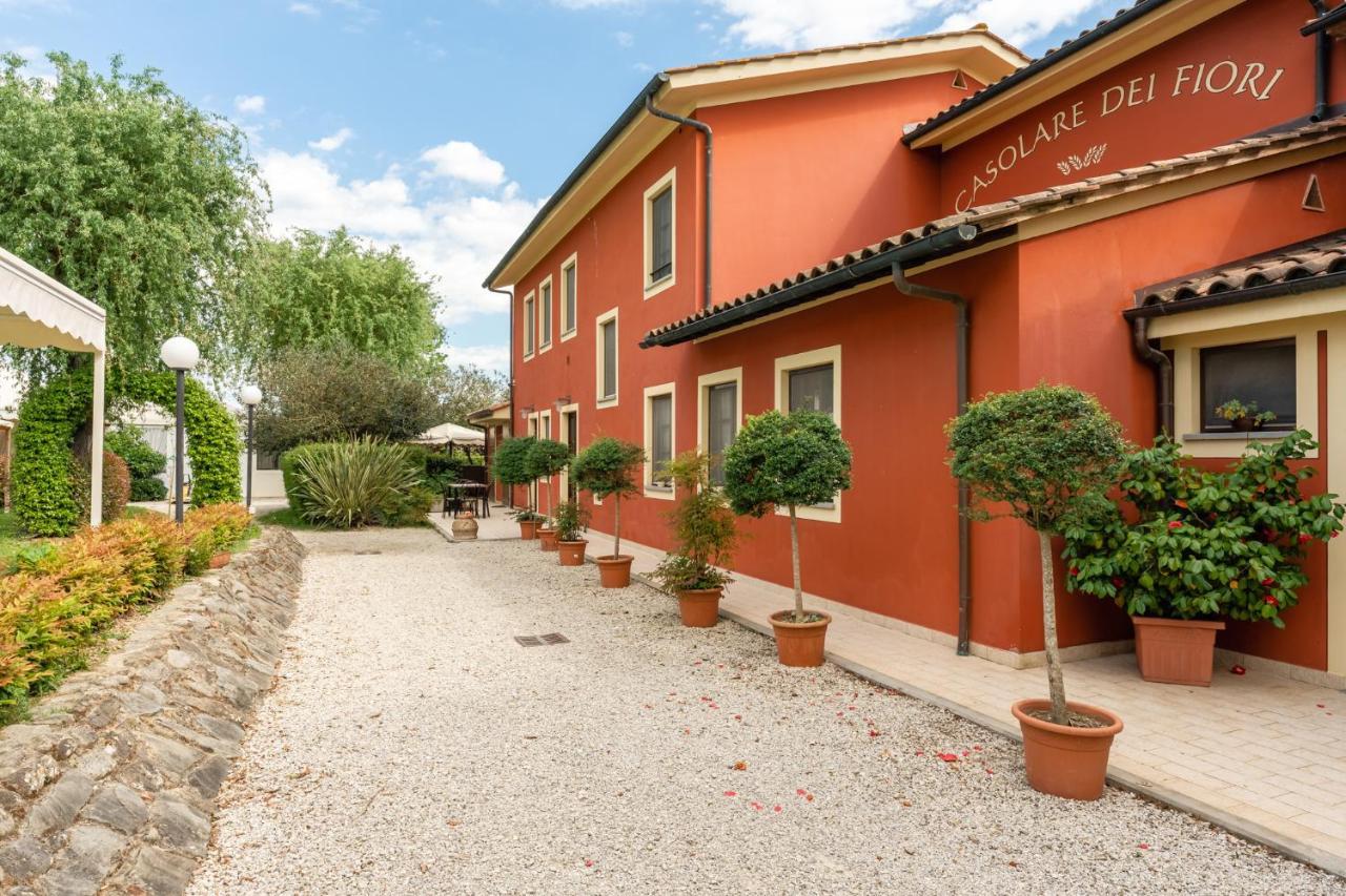 Casolare Dei Fiori - Mughetto Villa Montecarlo Bagian luar foto